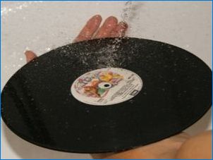 Ako umyť vinylové dosky doma?
