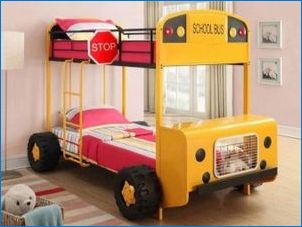 Poschodová posteľ vo forme autobusu