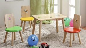 Vyberte tabuľku a stoličku pre deťový predškolský vek