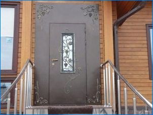 Kovové dvere Maľovanie