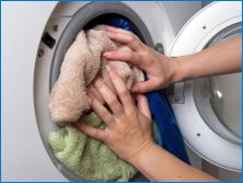 Prečo sa práčka zastaví počas umývania a čo robiť?