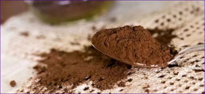 Ako odstrániť škvrny od čokolády z koberca