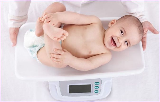 Hmotnosť dieťaťa v piatich mesiacoch: normy WHO pre chlapčeka a dievčatko