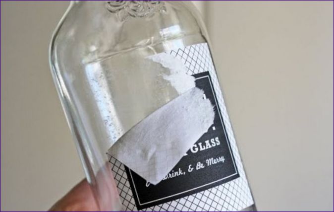 Ako odstrániť etiketu z fľaše