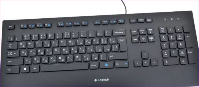 Šnúrová klávesnica Logitech K280e čierna USB