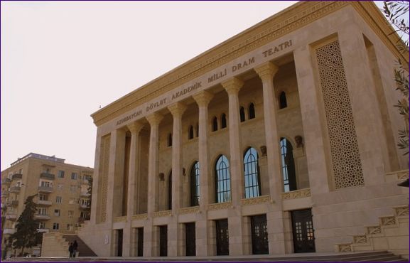 Činoherné divadlo v Baku