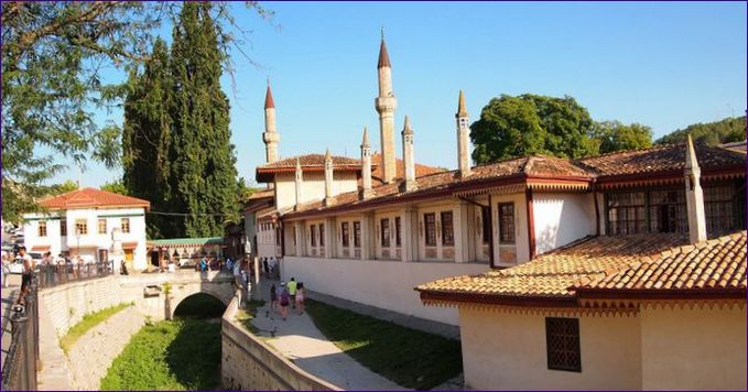 Historické, kultúrne a archeologické múzeum - rezervácia Bakhchisaray