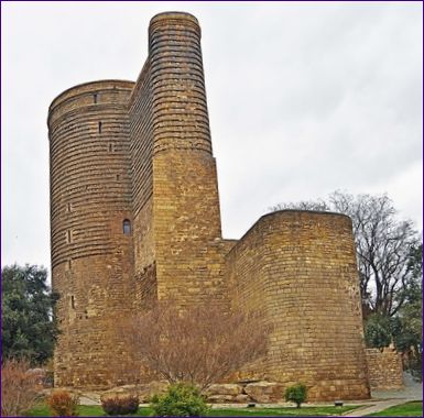 Dievčenská veža v Baku