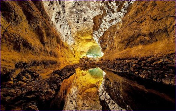Sopečná jaskyňa Cueva de los Verdes