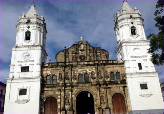 Stará panamská katedrála